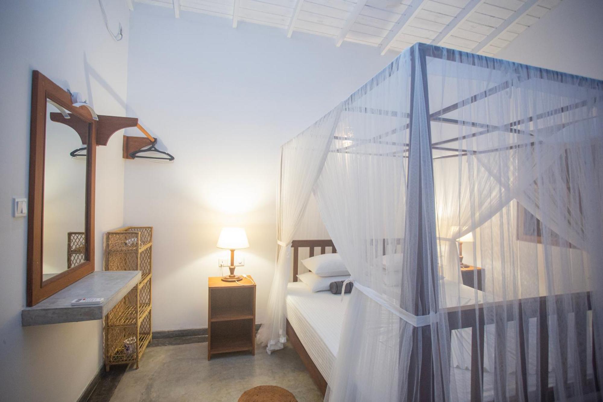 The Chilli Studio Apartment Unawatuna Exteriör bild