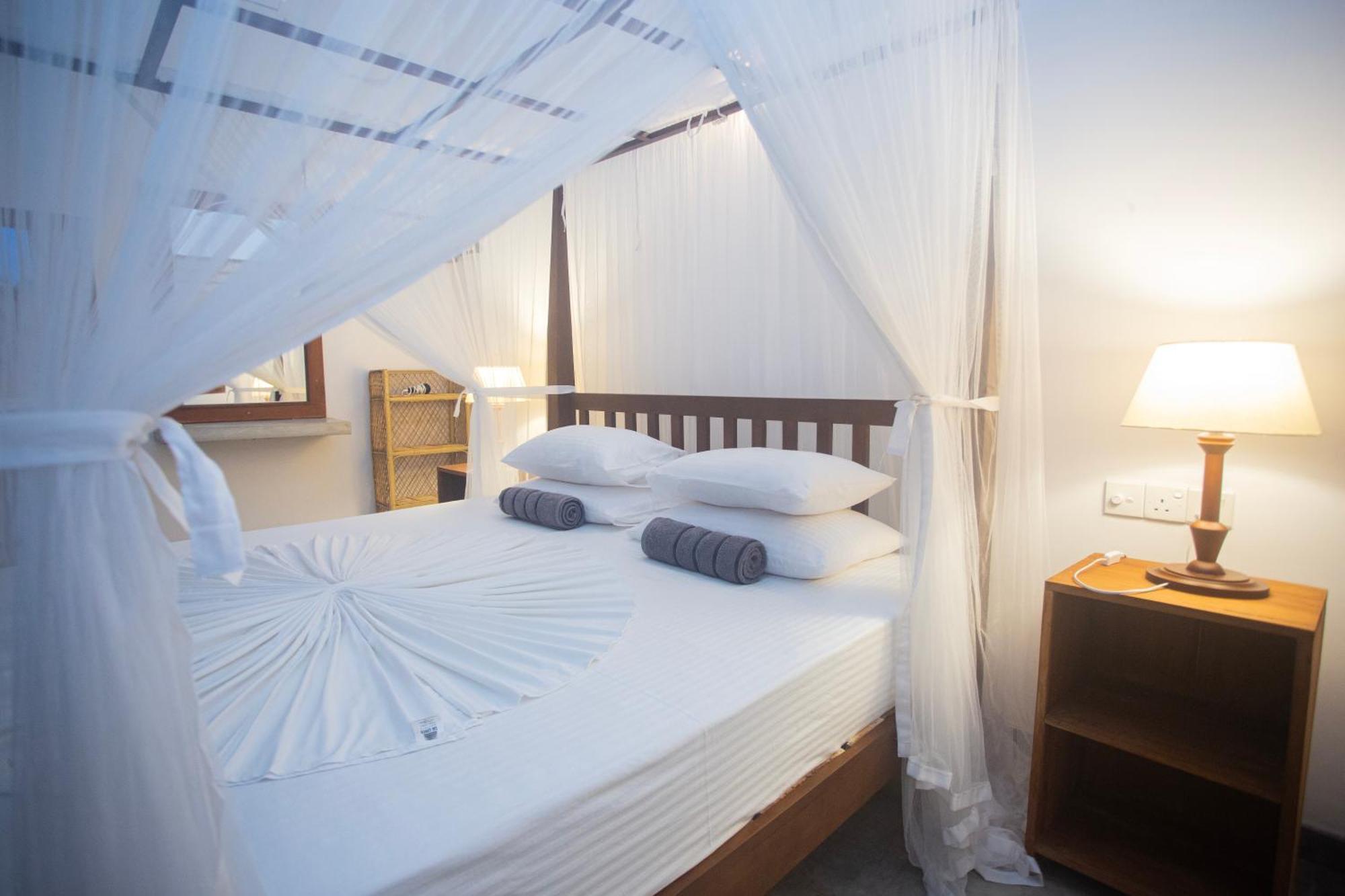 The Chilli Studio Apartment Unawatuna Exteriör bild